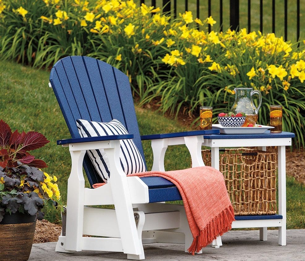 blue oceanside glider