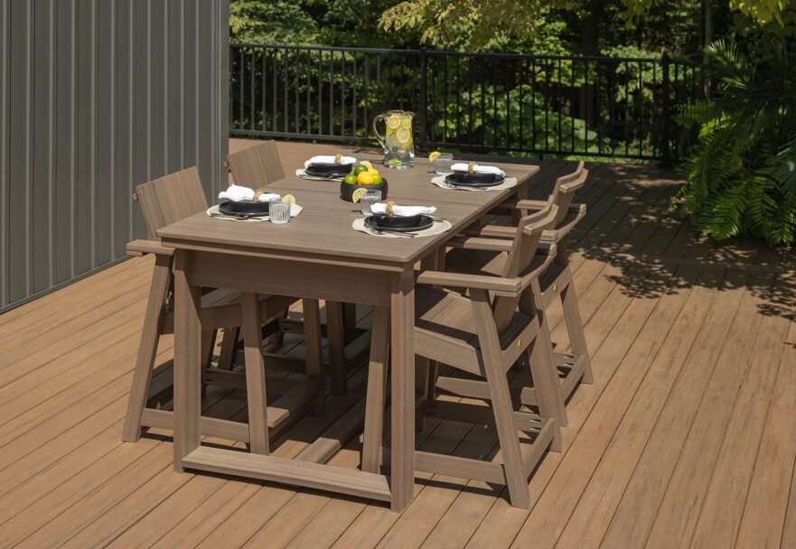 Simplicity Pub Table Set