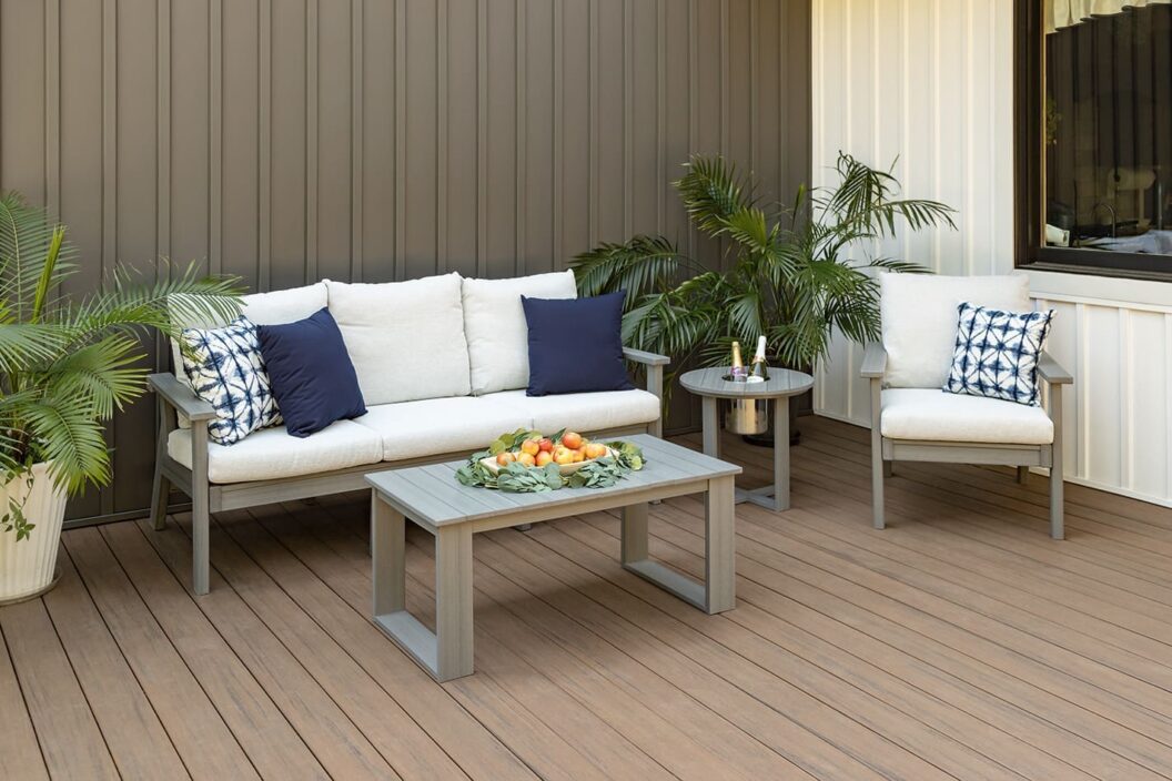 Simplicity Deep Seating Set